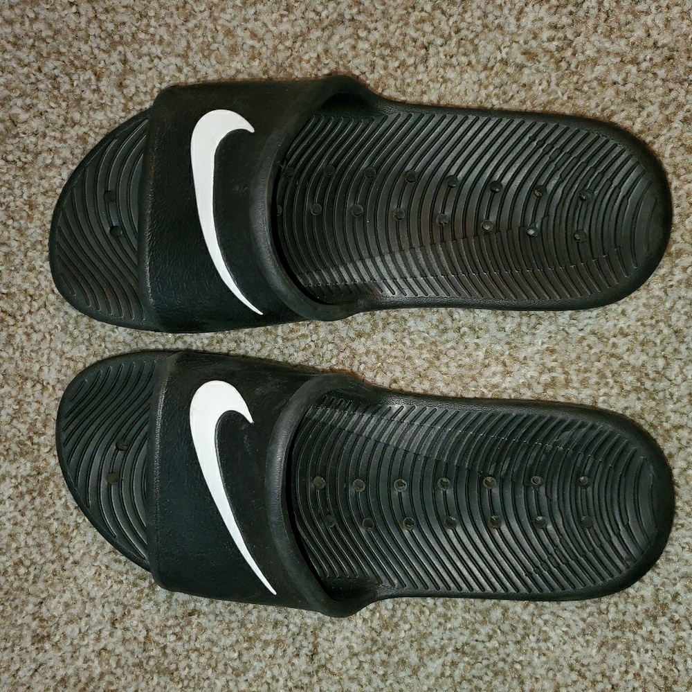 NIKE KAWA SLIDES